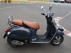 Moto importada de Italia. Nosotros realizamos la Ficha técnica reducida para poder obtener la nueva ficha técnica en una ITV. Ficha Reducida Vespa 250ie del 2006.