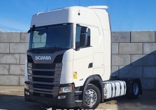 Cabeza tractora Scania 460S de 2023