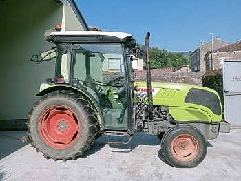 Tractor Claas Nexos 220 VE de 2016